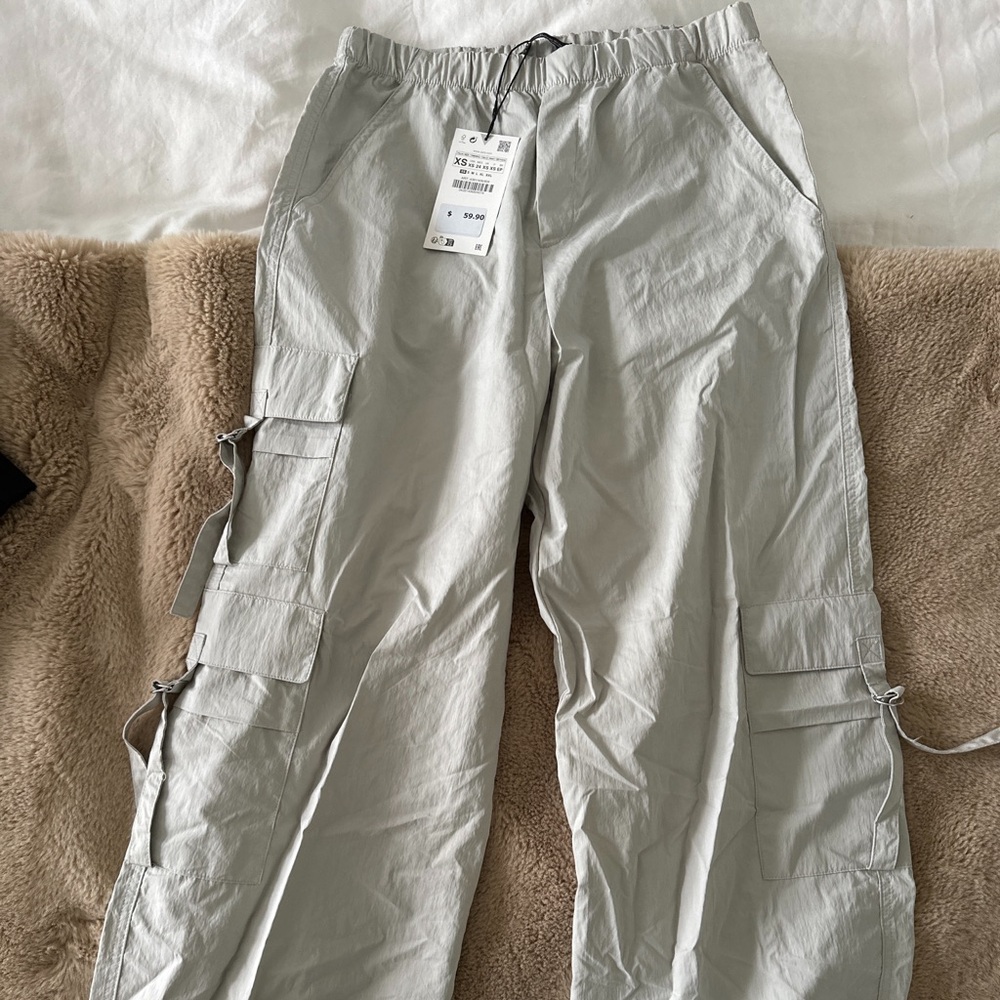 Zara parachute pants XS WITH TAGS